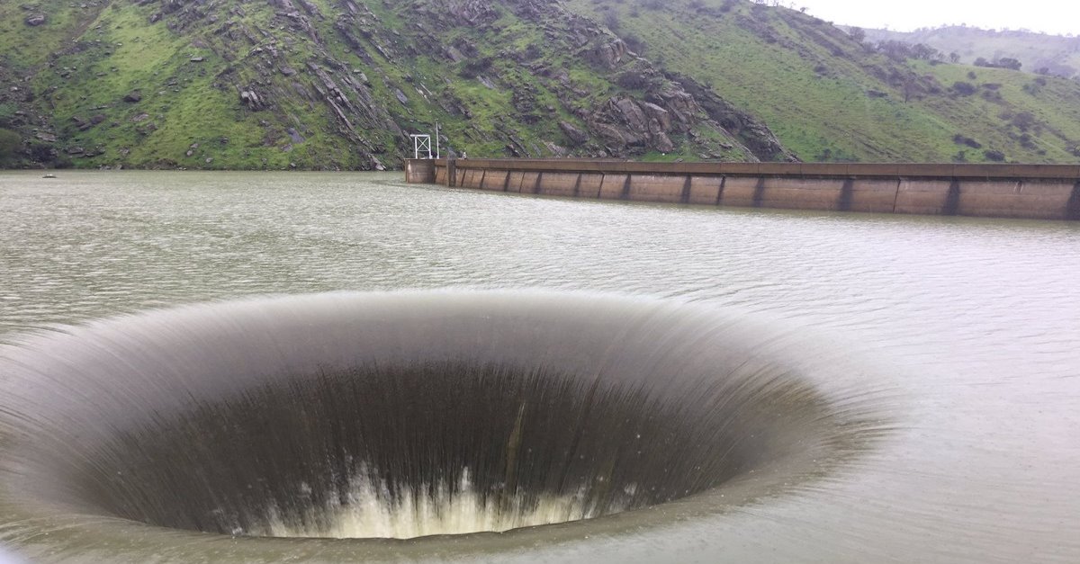 Here Is The Stunning Truth Behind The Mysterious Hole Inside Lake