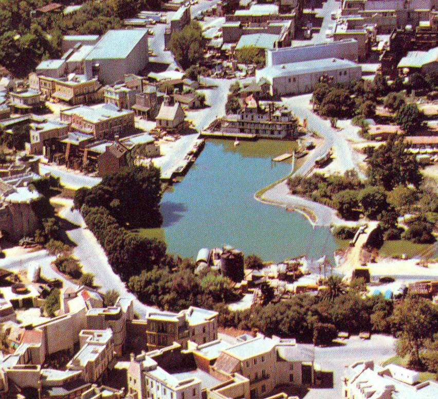 parklake_aerial