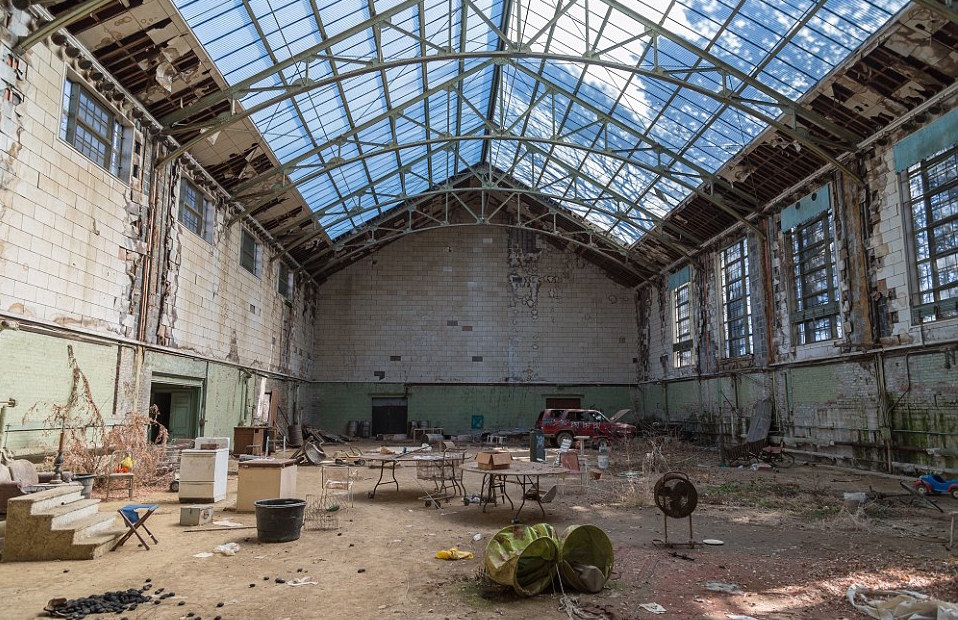 This Indoor Tennis Court Is Now Resting Space For Garbage