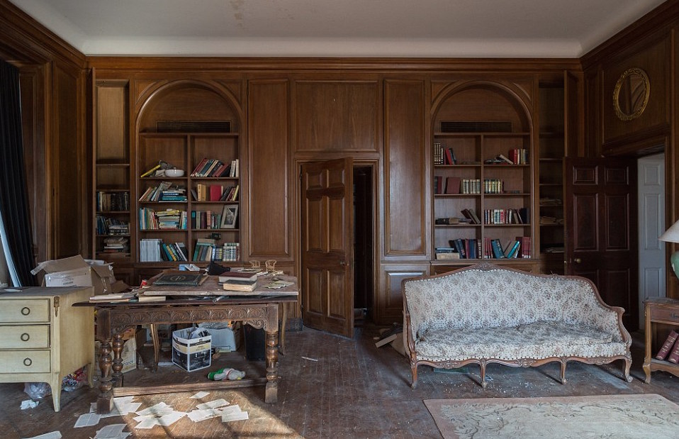 The Library Still Has All Of The Shelves Filled With Books