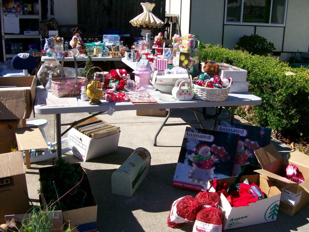 Man Bought An Item At A $1 Yard Sale But Was Astonished ...