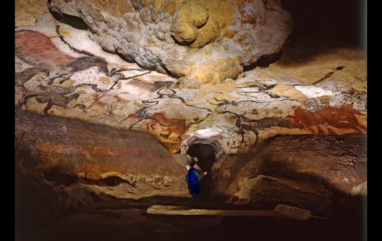 1,15000-Year-Old Cave Paintings Discovered In Spain Left The