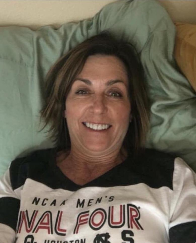 Mom Takes A Selfie In Her Daughters Dorm Room And Soon Realizes It Was A Mistake Page 3 Of 29